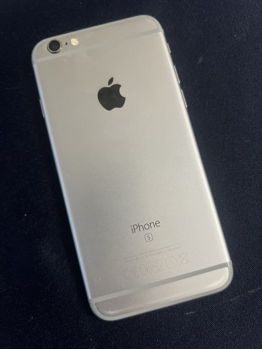 Iphone 6s память 64ГБ