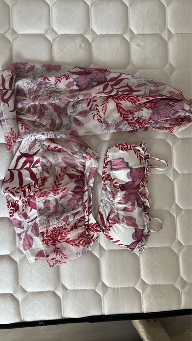 Купальник детский для девочек рост 130см подходит 3-5лет,