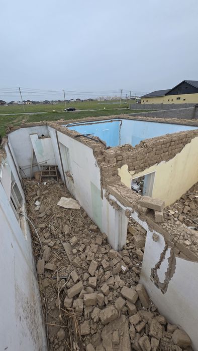 Саманный кирпичи