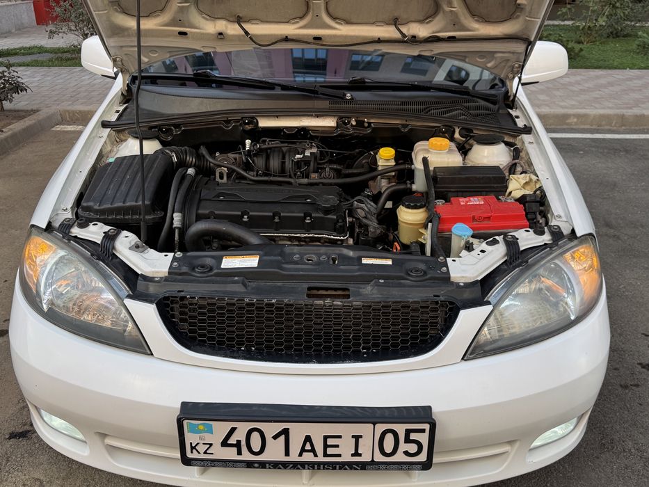 Chevrolet lacetti 2011