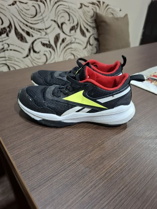 Детски маратонки REEBOK