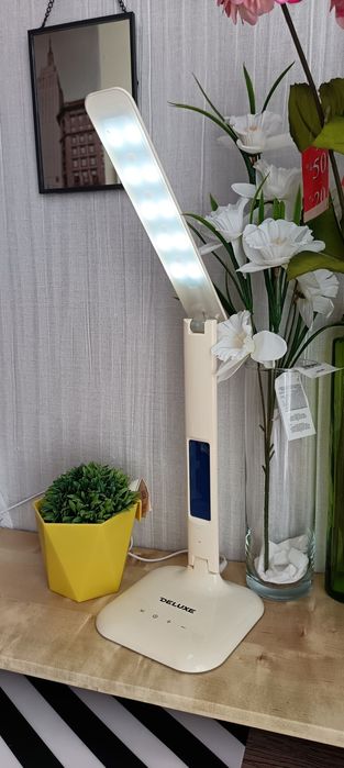 Лампа настольная led