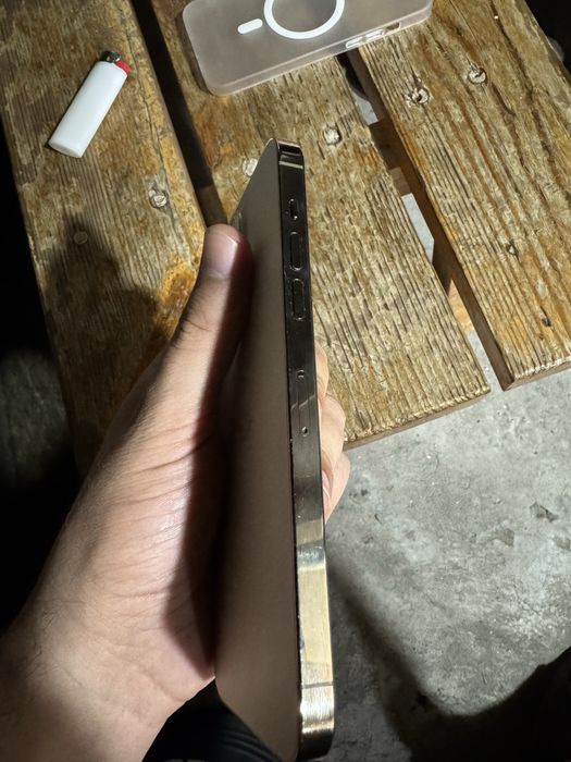 Iphone 14 pro max 256 Bir qol tutlgan
