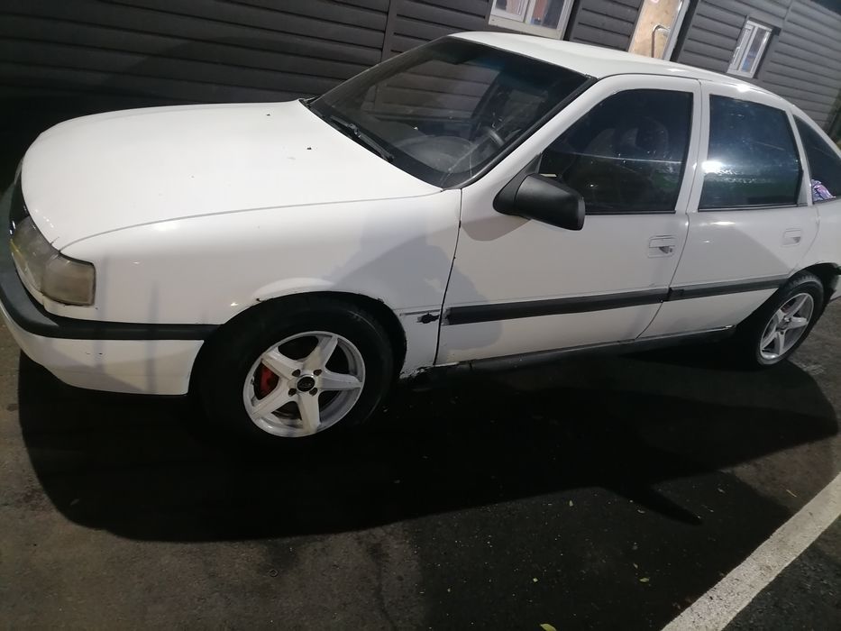 Опель вектра а 1.6 моно продам