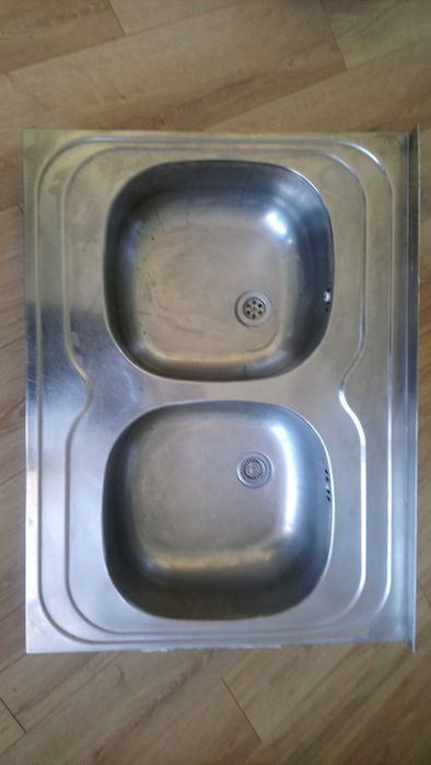 Мивка неръждаема с две корита