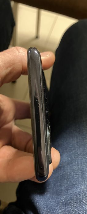 Продавам Samsung Galaxy A71