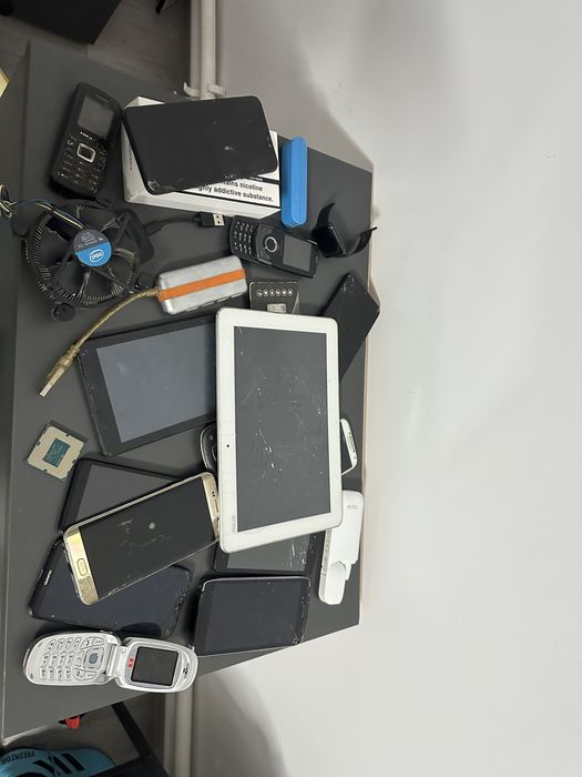 Vand lot tablete etc