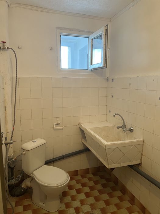 Продава се Двустаен апартамент в Ловеч, Център - 58 кв.м за 1035 €/кв.м - Снимка #6