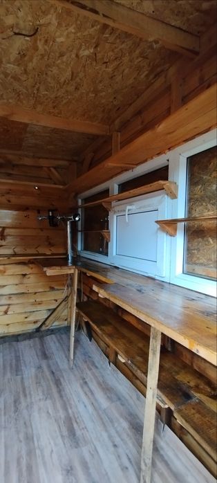 Продам киоск в Боровом