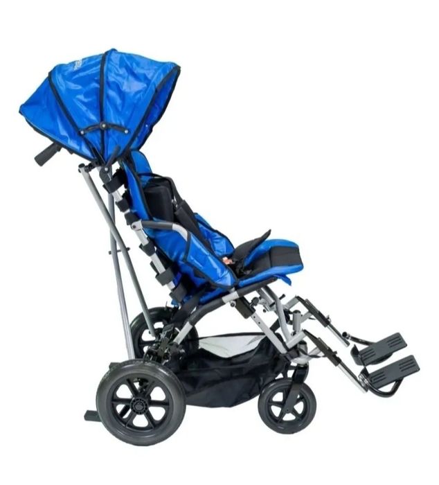 Срочно продам кресло коляску