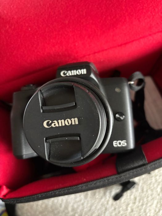 Canon EOS M50 Mark II Фотоапарат черен с чанта