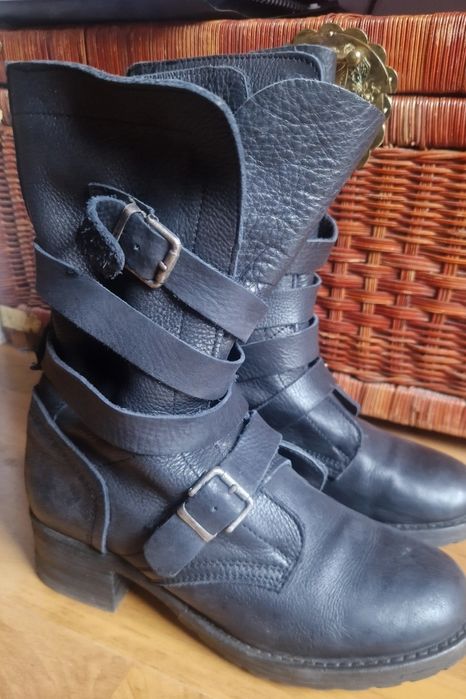 Зимни ботуши от ест.кожа