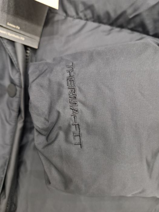Продам пуховик  NIKE