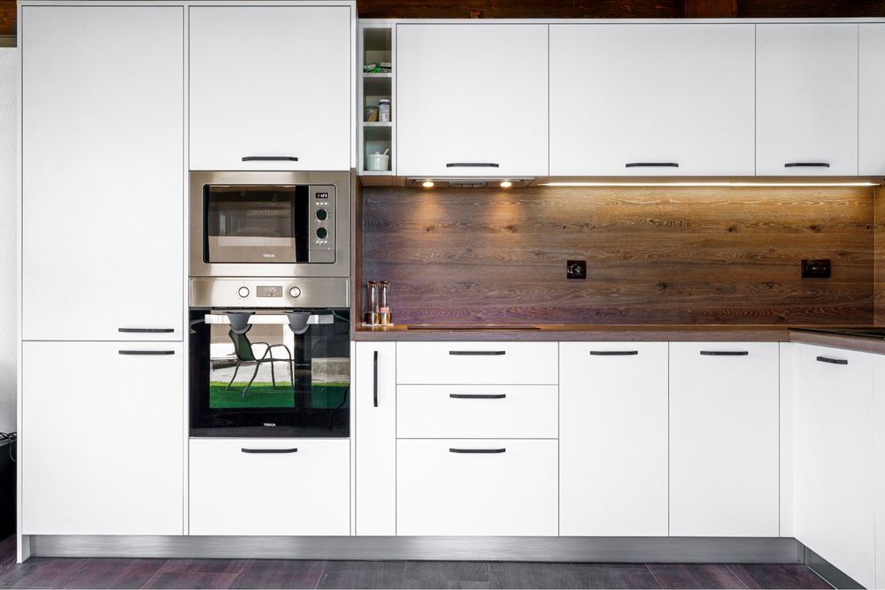 Мебели РУСЕВ ЕООД-Кухня по индивидуален проект