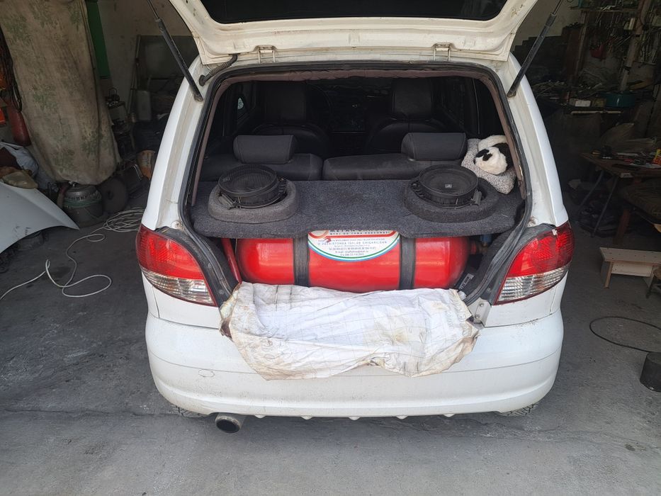 Продам газ балон 65