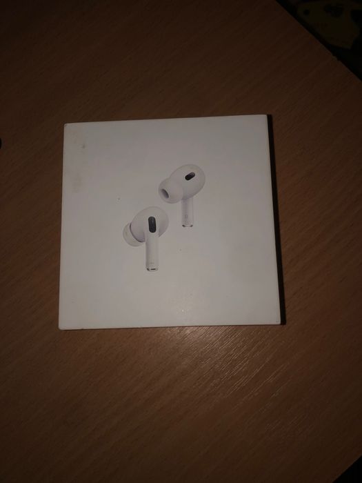 Vând casti AirPods pro2