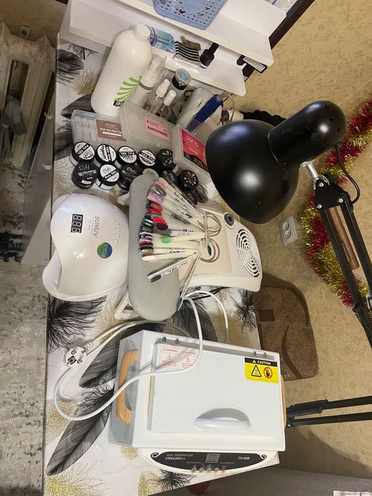 Продам все для маникюра