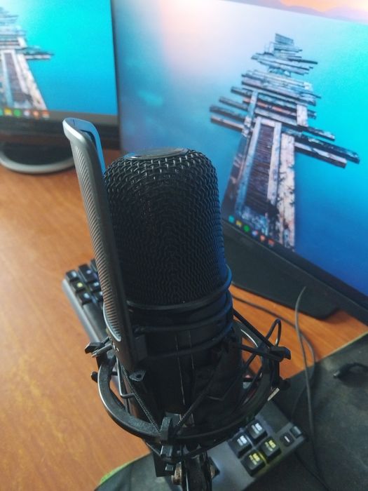 Микрофон HyperX SoloCast + Рамо, Шок маунт и Поп филтър