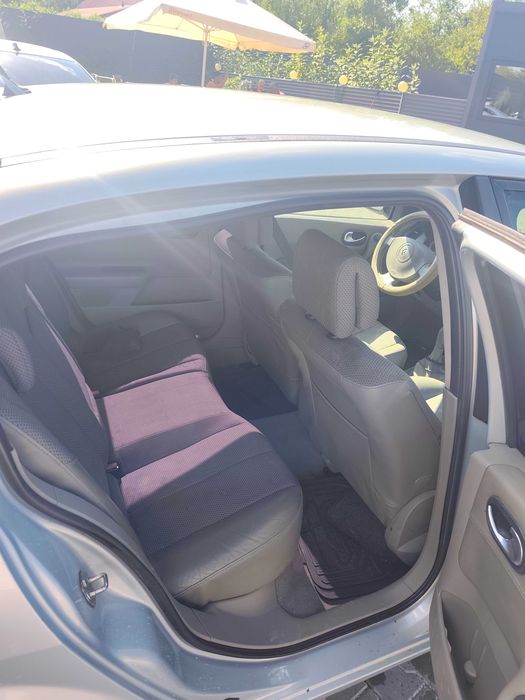 Vând Renault Megane 2