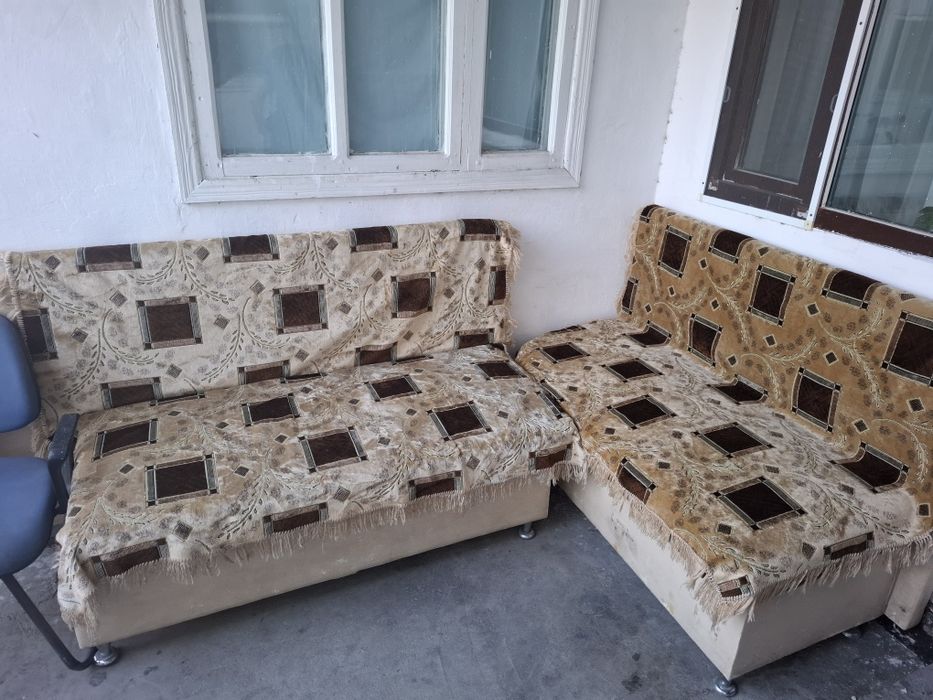 Продажа диванов 2 шт