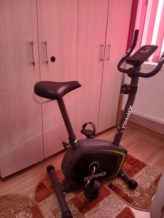 Bicicletă fitness