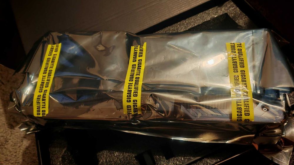 НОВА ! Видео карта GIGABYTE  RTX 5080 GAMING OC 16GB GDDR7 256bit