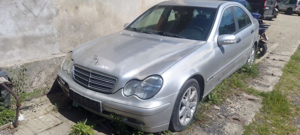 Mercedes c220 цял или на части