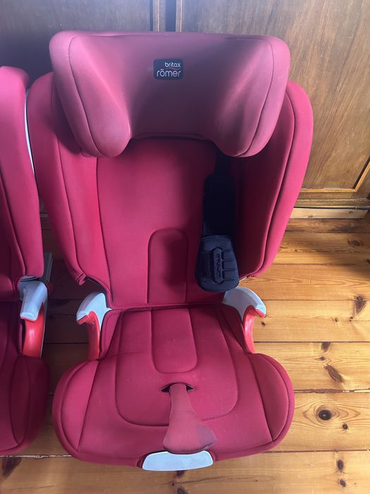 Britax Romer - Столче за кола KidFix II XP SICT Flame Red (15-36kg)