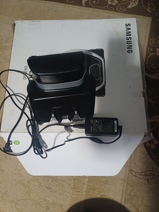 Робот-пылесос Samsung