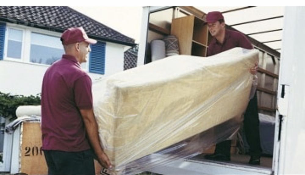 Oferr servici curatenie poduri case etc