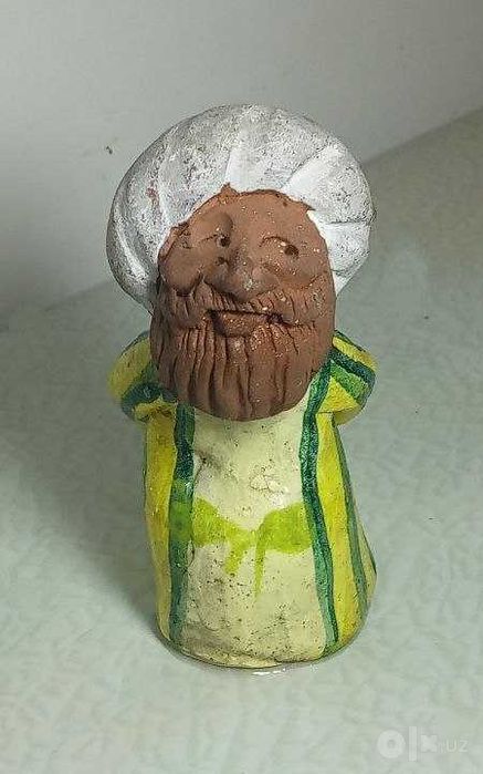 Продам.  Глиняная сувенирная свистулька " бабайчик" и  птичка.