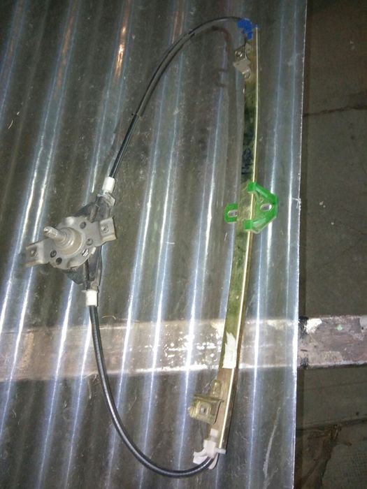 Macara geam Volkswagen Golf 2