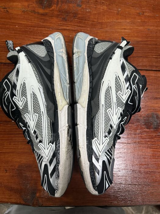 Papuci Off White