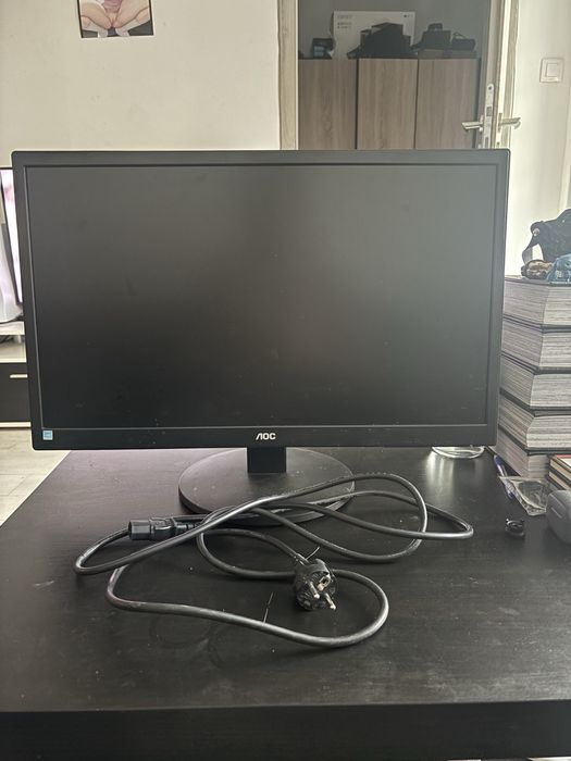 Монитор AOC  23,6
