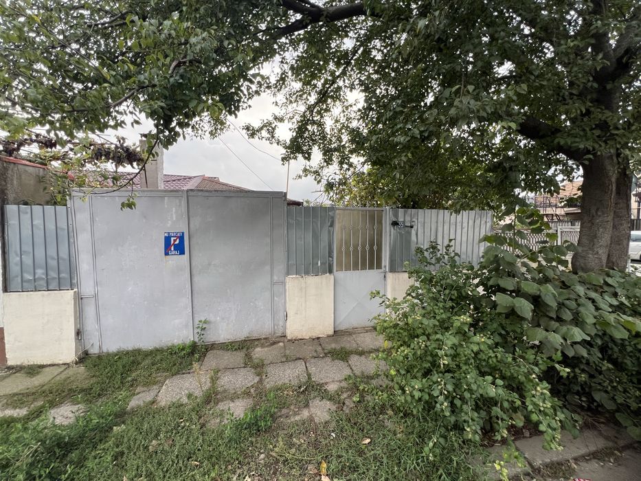 Vand casa în constanta km 5