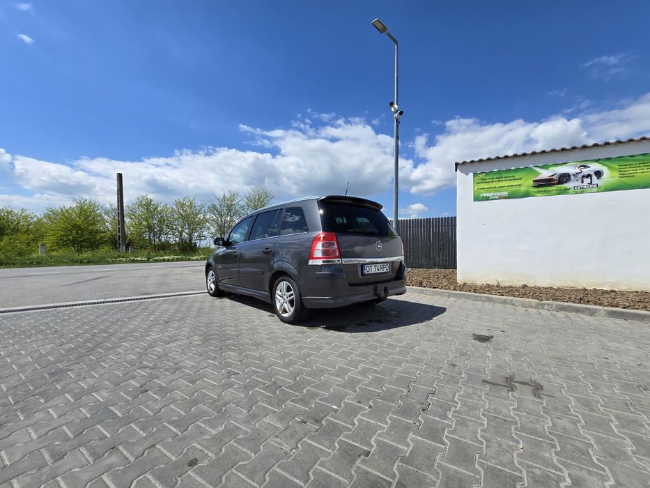 Opel Zafira B OPC Line 1.7 CDTI 125CP – întreținută exemplar, km reali, dotări, masina personală