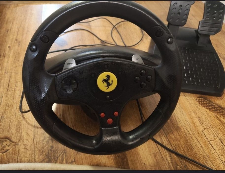 Volan+pedale, thrustmaster ferrari gt