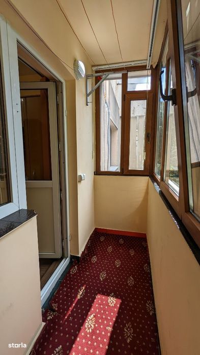 Proprietar, inchiriez 3 camere cu 2 bai