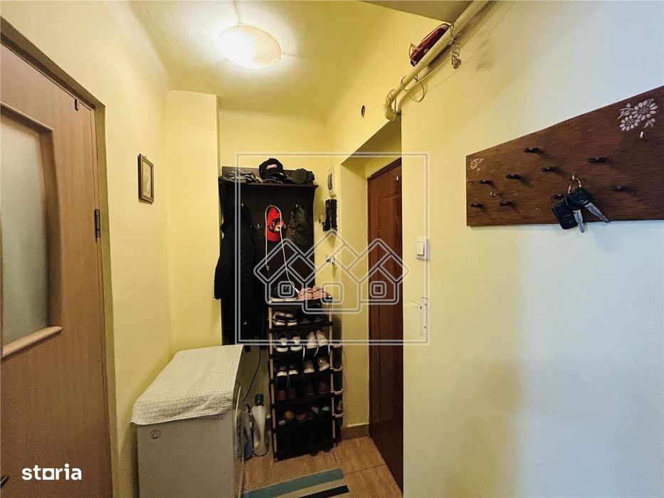 Garsoniera mobilata si utilata, 27 mp utili - Zona Terezian
