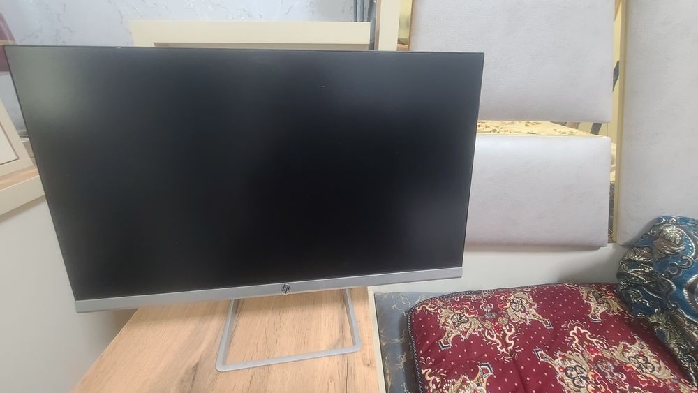 kanputer sotiladi alohida manitor hp  ham sotiladi srochni