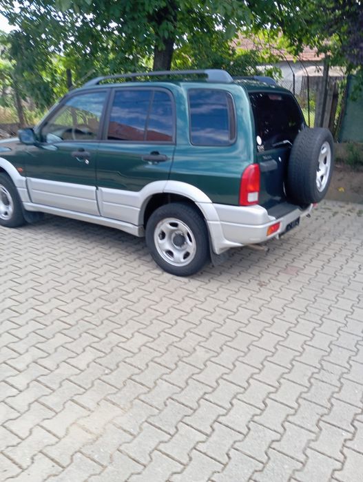 Suzuki grand Vitara 4x4 reductor de la mic la mare