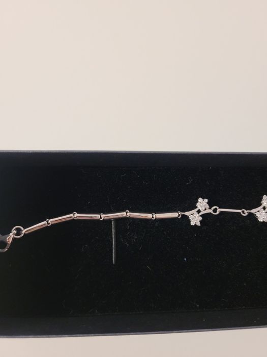 Сребърна гривна със сертификат