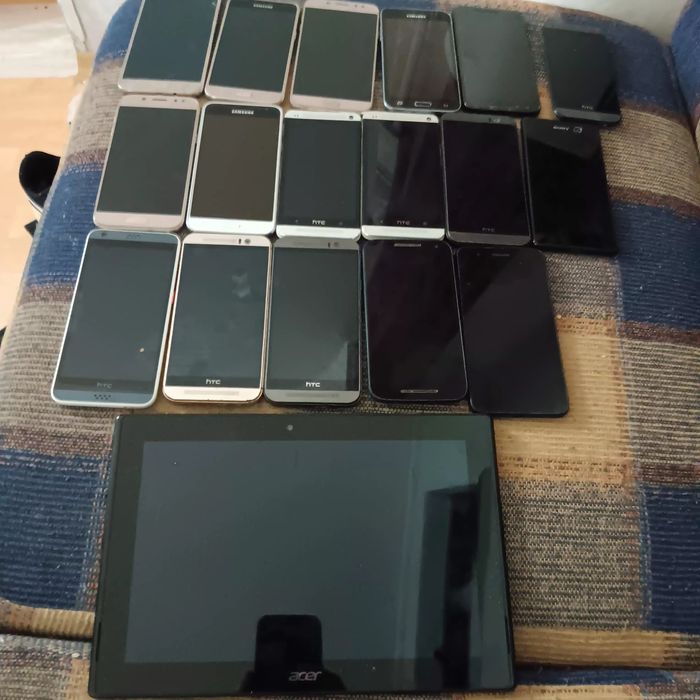 Schimb lot de telefoane funcționale si nefuncționale plus o tableta