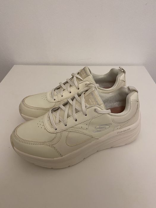 Женские кросовки Skechers