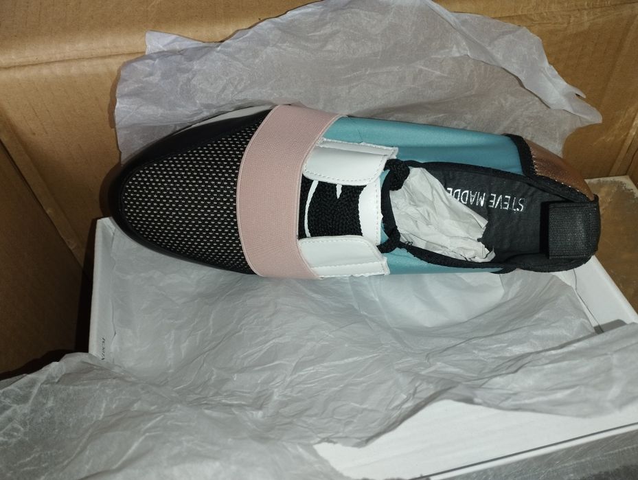 Кроссовки Steve Madden 40 р