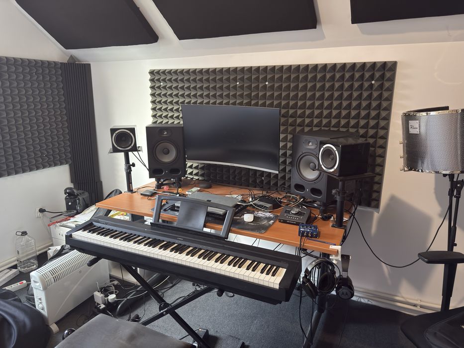 Lecții de pian cu pianist profesionist - Pentru copii, adulți și viitori muzicieni