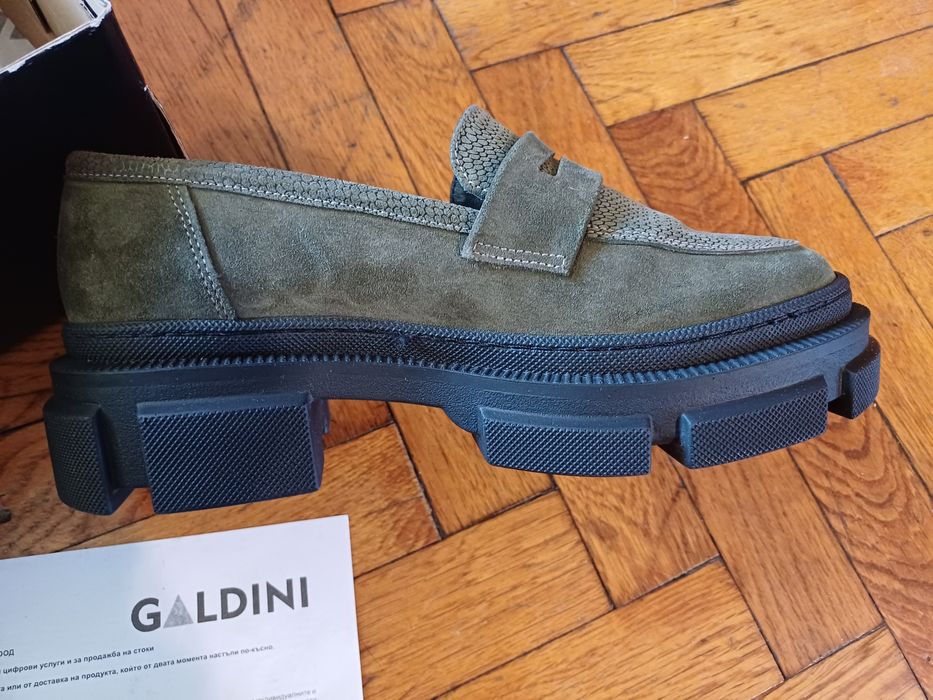 Дамски обувки от велур