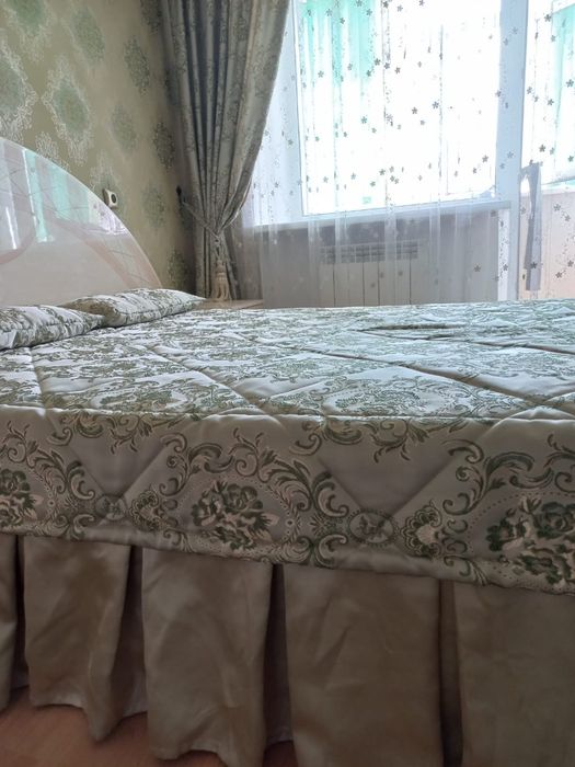 Продам комплект штор с покрывалом