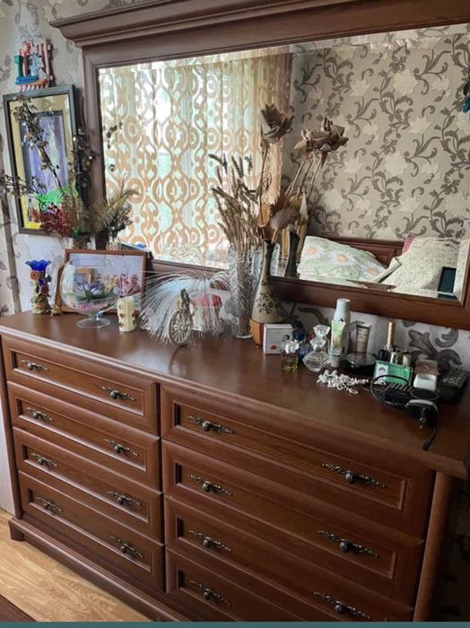 Продам гарнитур для спальни производство Беларусь.