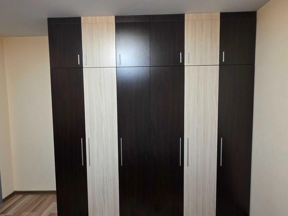 Гардероби с надстройки